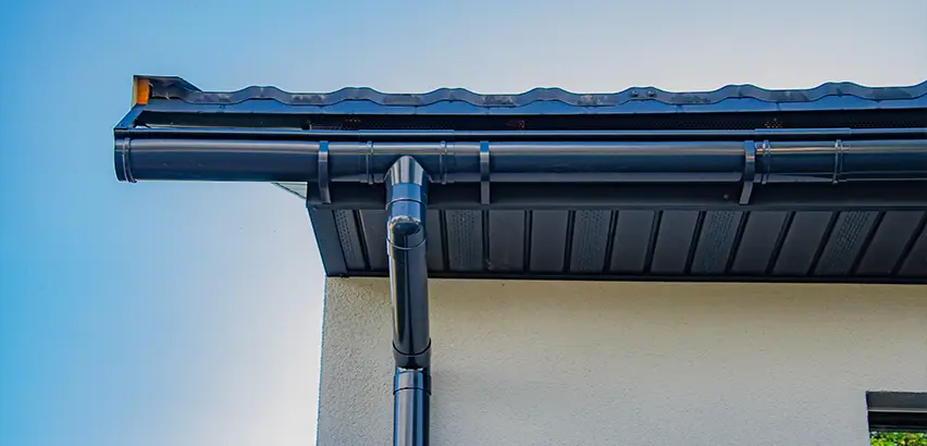 Professional Soffits and Fascia Replacement Services in Decatur, IL