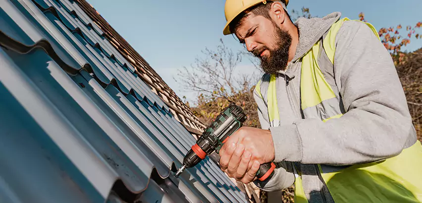 Professional Standing Seam Metal Roofing Services in Decatur, IL