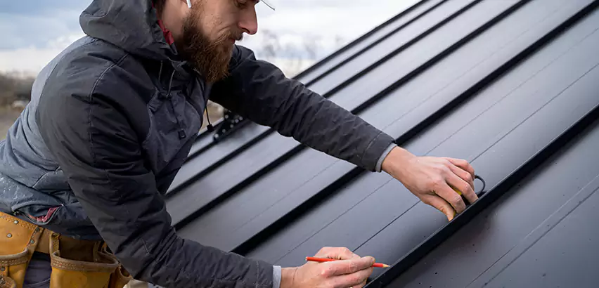 Professional Steel Roof Repair Services in Decatur, IL