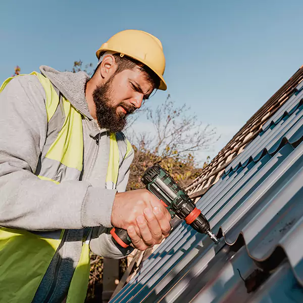 Why Decatur, IL Property Owners Choose Decatur Roofing Co for Roof Restoration?