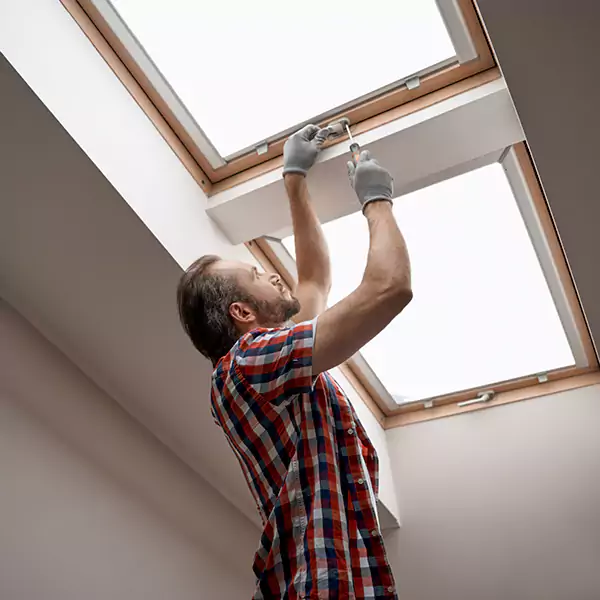 Why Decatur, IL Homeowners Choose Decatur Roofing Co for Skylight Repair?